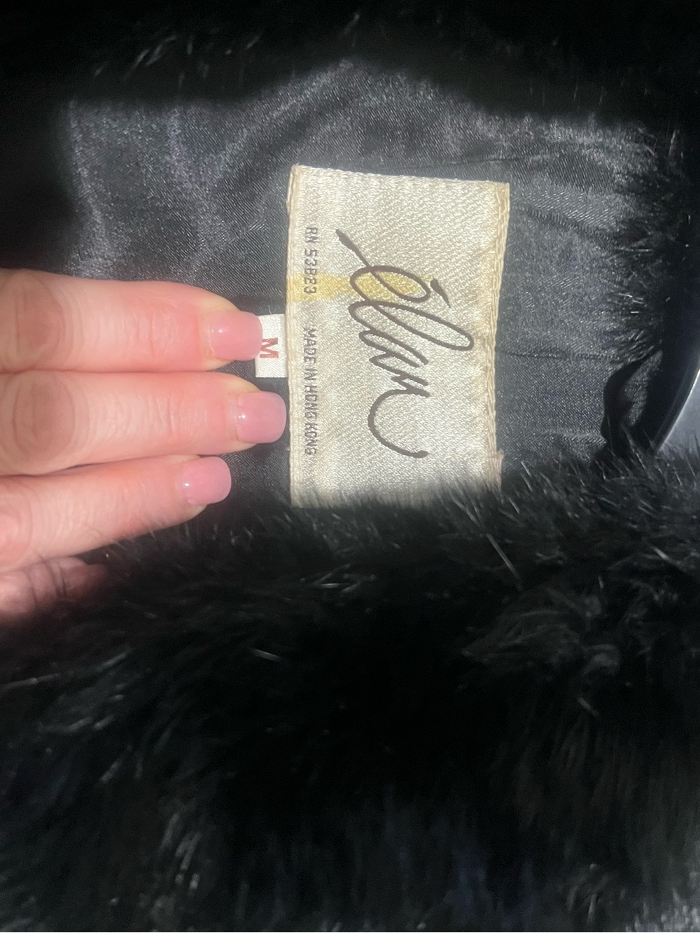 Elan Black Faux Fur Teddy Jacket - Cropped Silhouette - Picture 6 of 6
